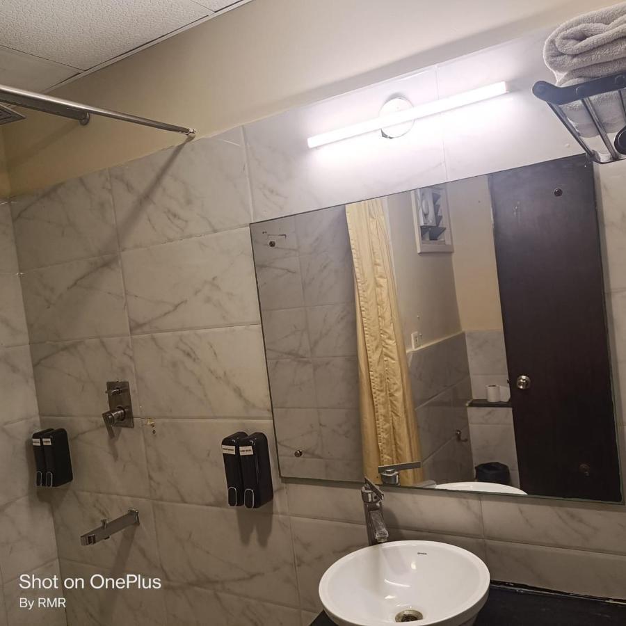 Astra Hotels & Suites Whitefield Near To Nallurahalli Metro Station And Ktpo بنغالور المظهر الخارجي الصورة