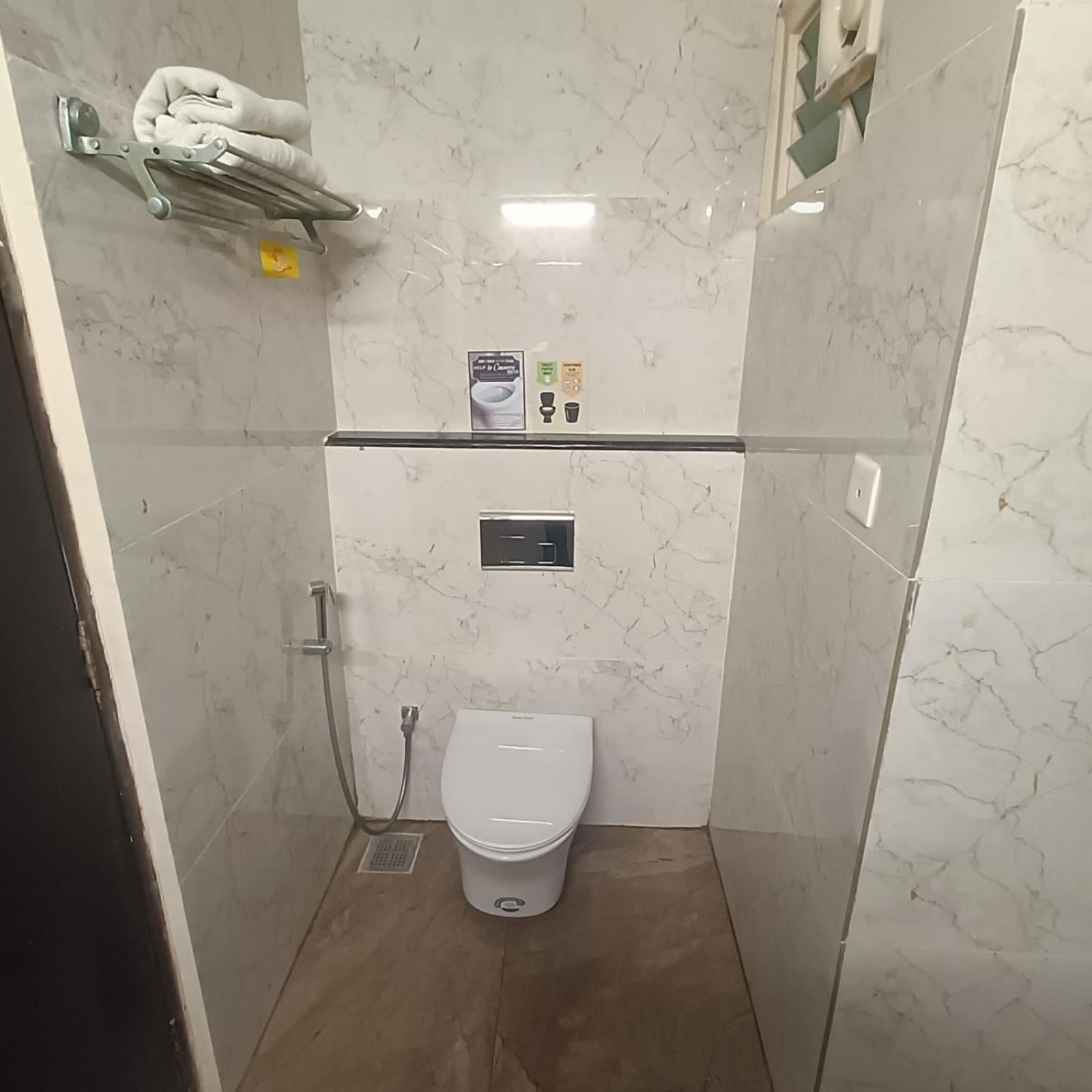 Astra Hotels & Suites Whitefield Near To Nallurahalli Metro Station And Ktpo بنغالور المظهر الخارجي الصورة
