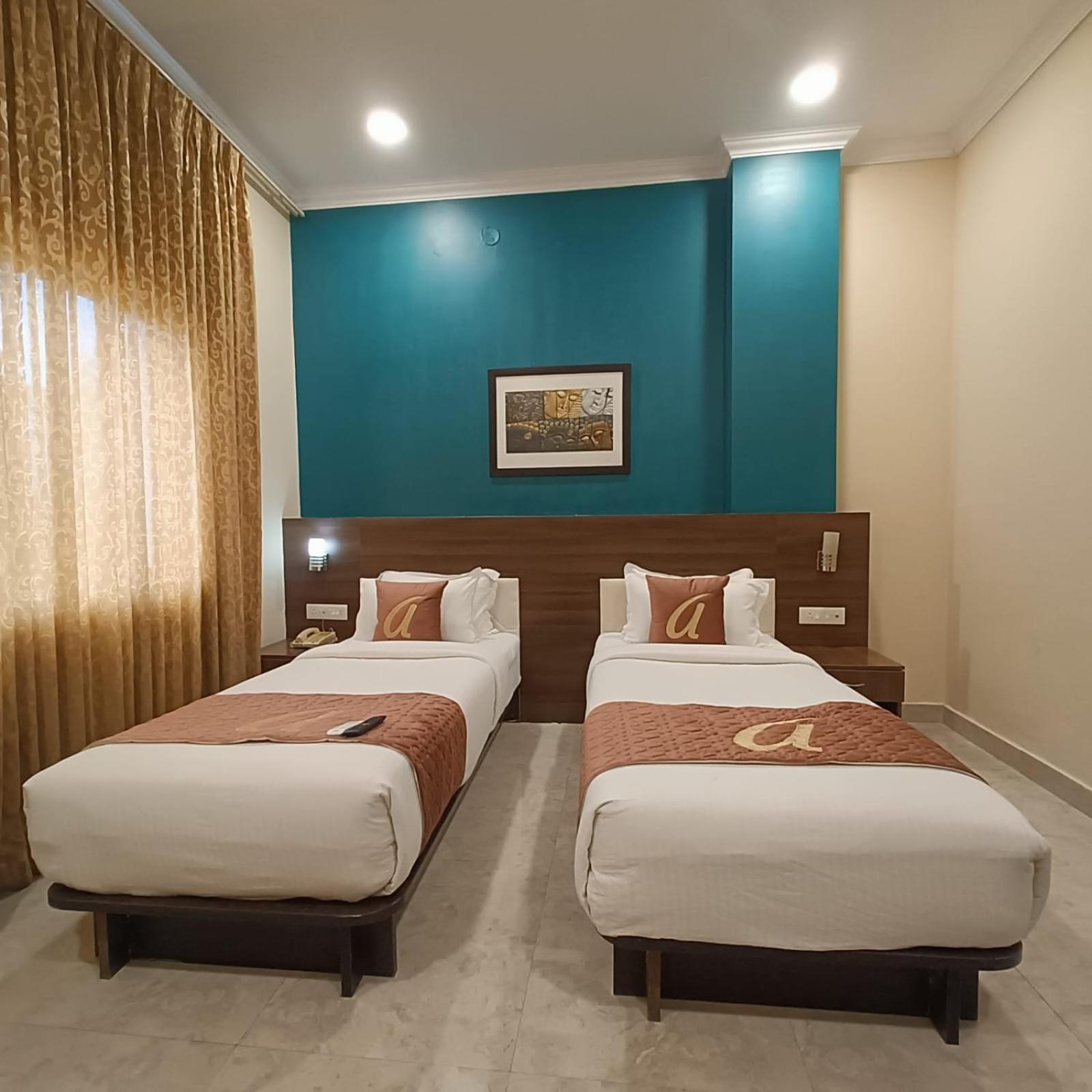 Astra Hotels & Suites Whitefield Near To Nallurahalli Metro Station And Ktpo بنغالور المظهر الخارجي الصورة